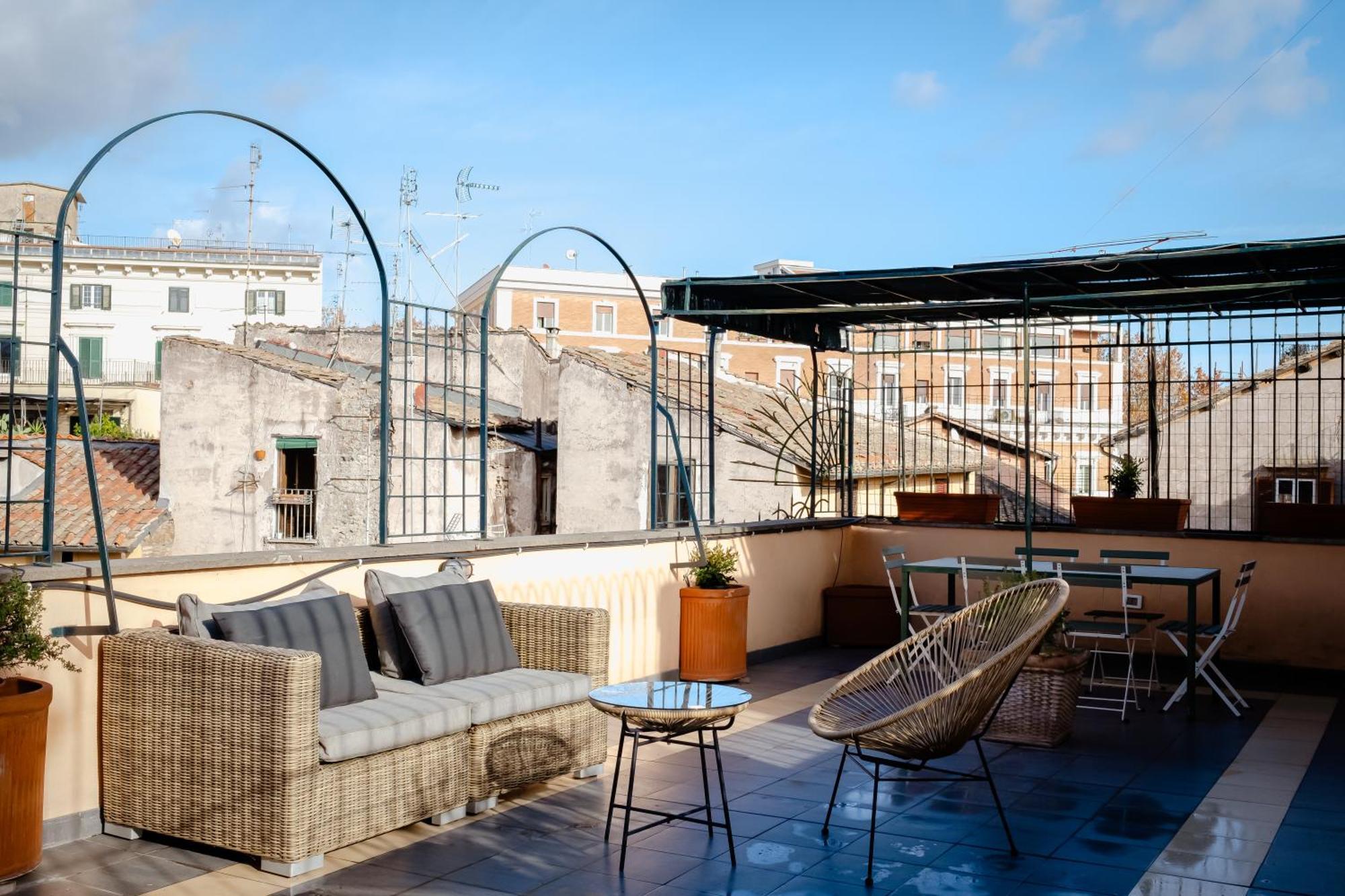 Amazing Penthouse With Terrace And Rooftop In Trastevere Roma Ngoại thất bức ảnh